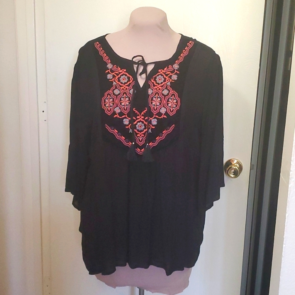 NWT Greater Good boho embroidered top 1X black